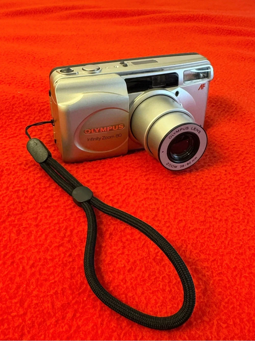 Olympus Infinity Zoom 80 35mm Film Camera 38-80mm AF Quartz Date Tested